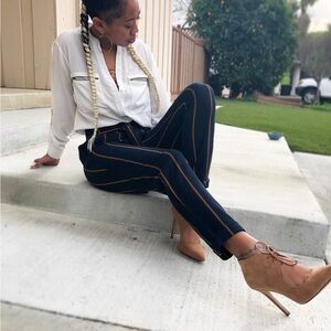 Elegant Navy Striped Women's Cropped Pants
